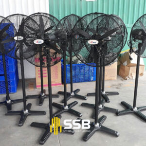 quat dung cong nghiep gia re